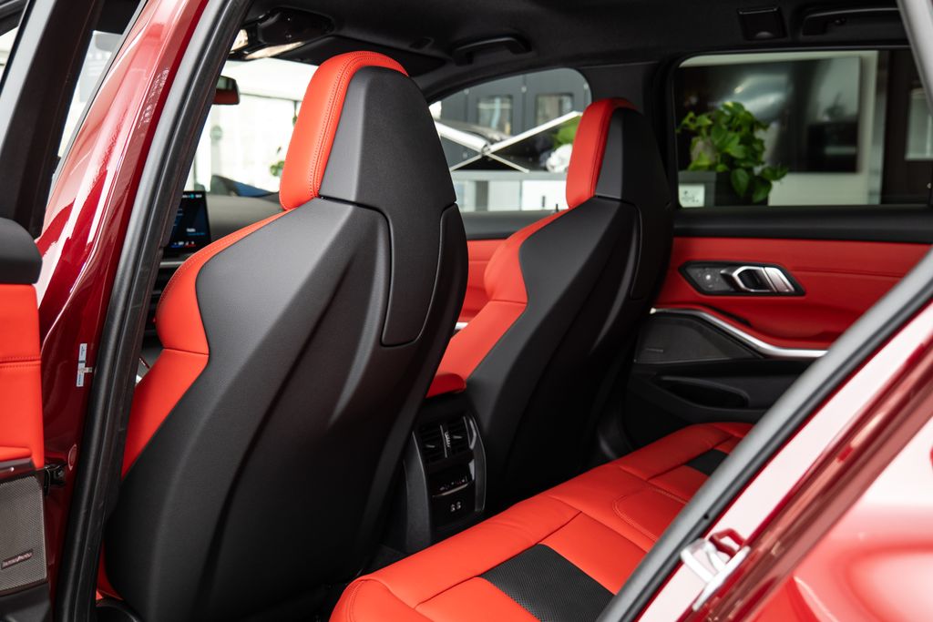 bmw-m3-competition-touring-xdrive-aventurine-red-h-k - 9
