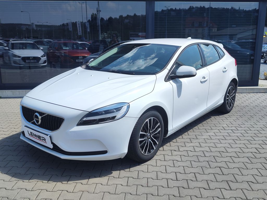 Volvo V40 2.0 D3/110kW ČR