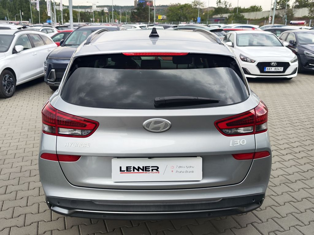 hyundai-i30-1-5-t-gdi-103kw-style - 5