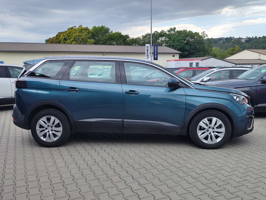 peugeot-5008-1-5-hdi-96kw-servisovano - 3