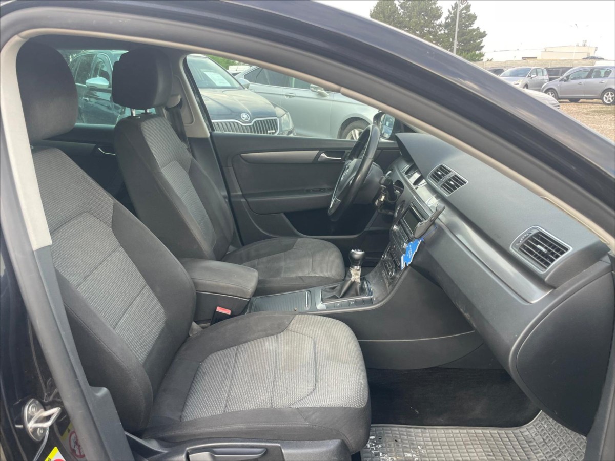 volkswagen-passat-2-0-tdi - 9