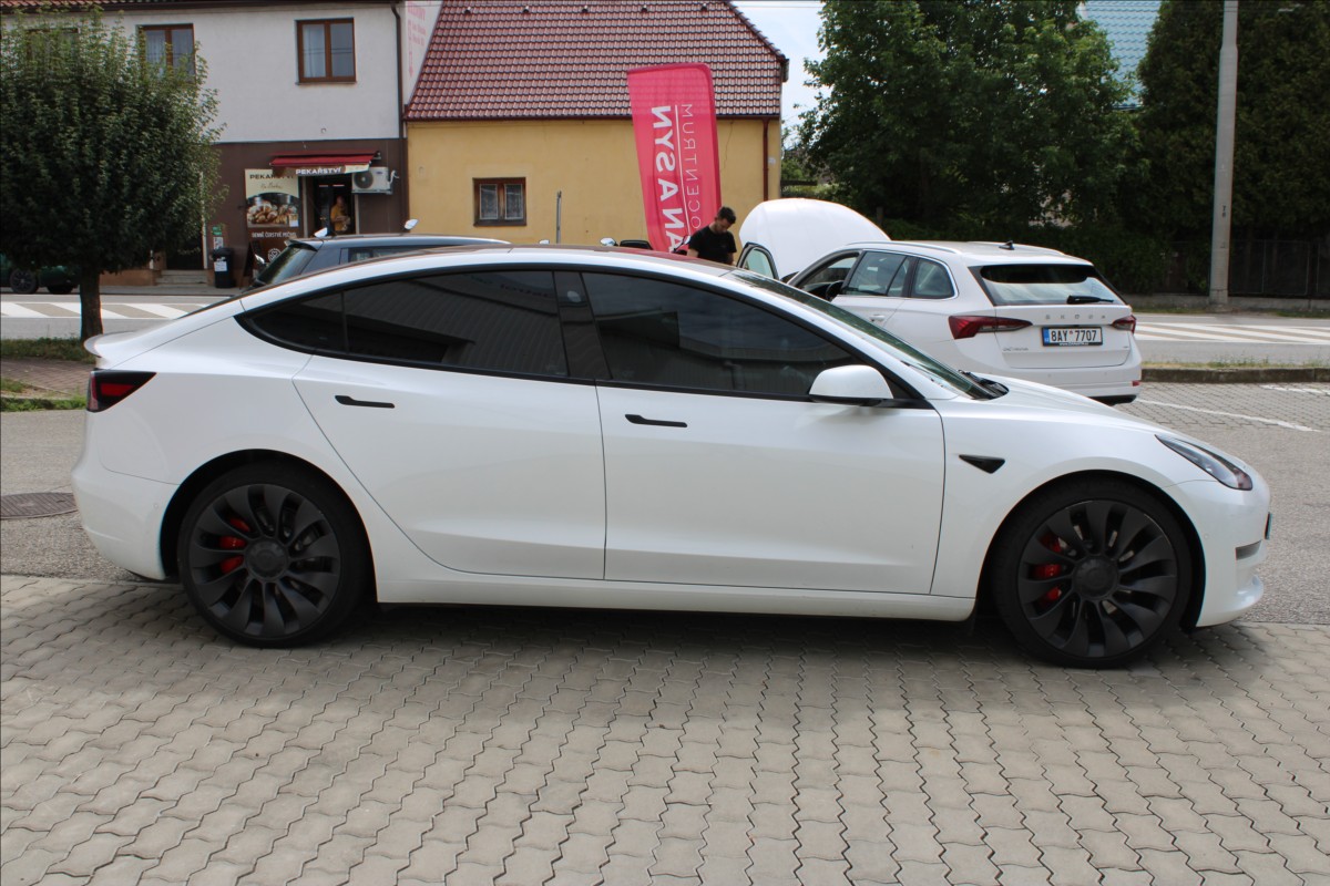 tesla-model-3-0-0-awd-performace-dph - 2
