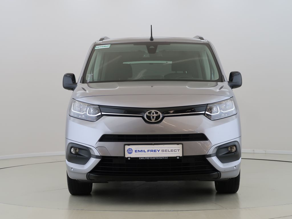 toyota-proace-city-verso-1-5d4-d-at-l1-familycomfort - 1