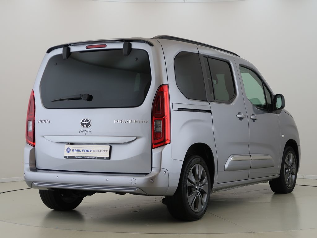 toyota-proace-city-verso-1-5d4-d-at-l1-familycomfort - 5
