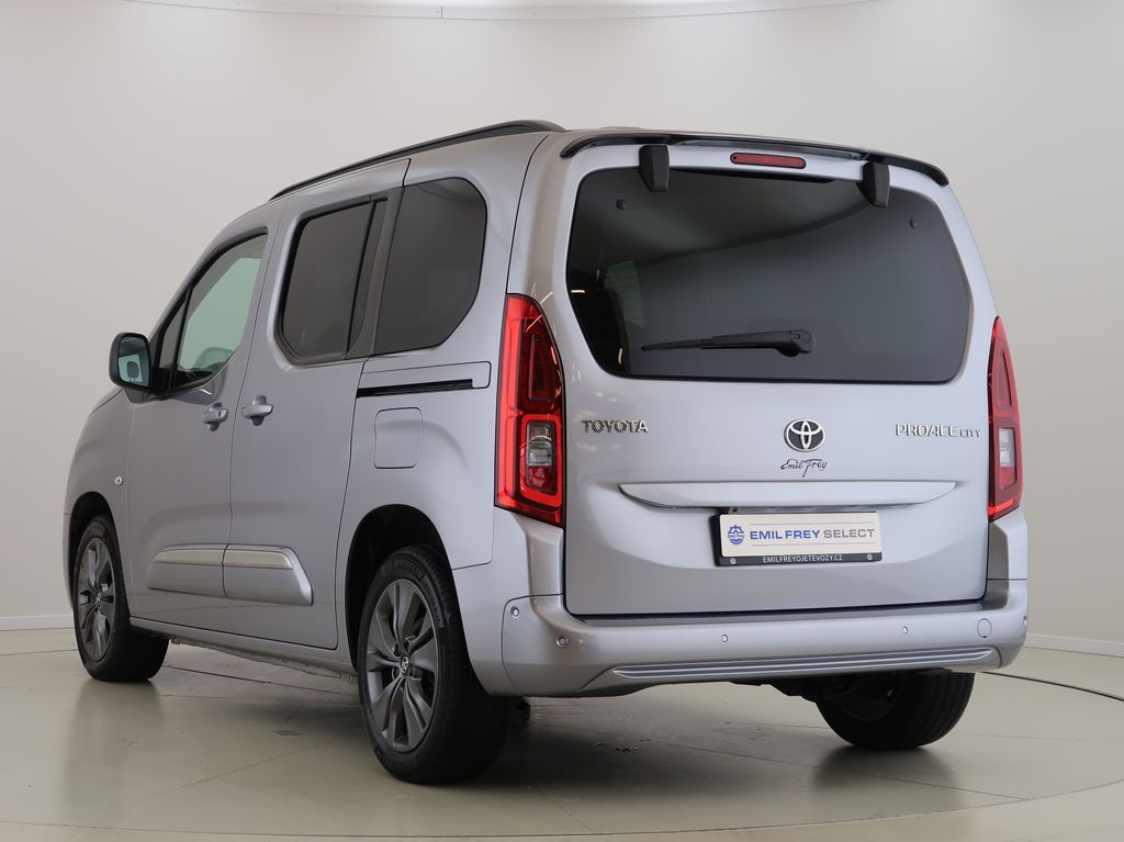 toyota-proace-city-verso-1-5d4-d-at-l1-familycomfort - 8