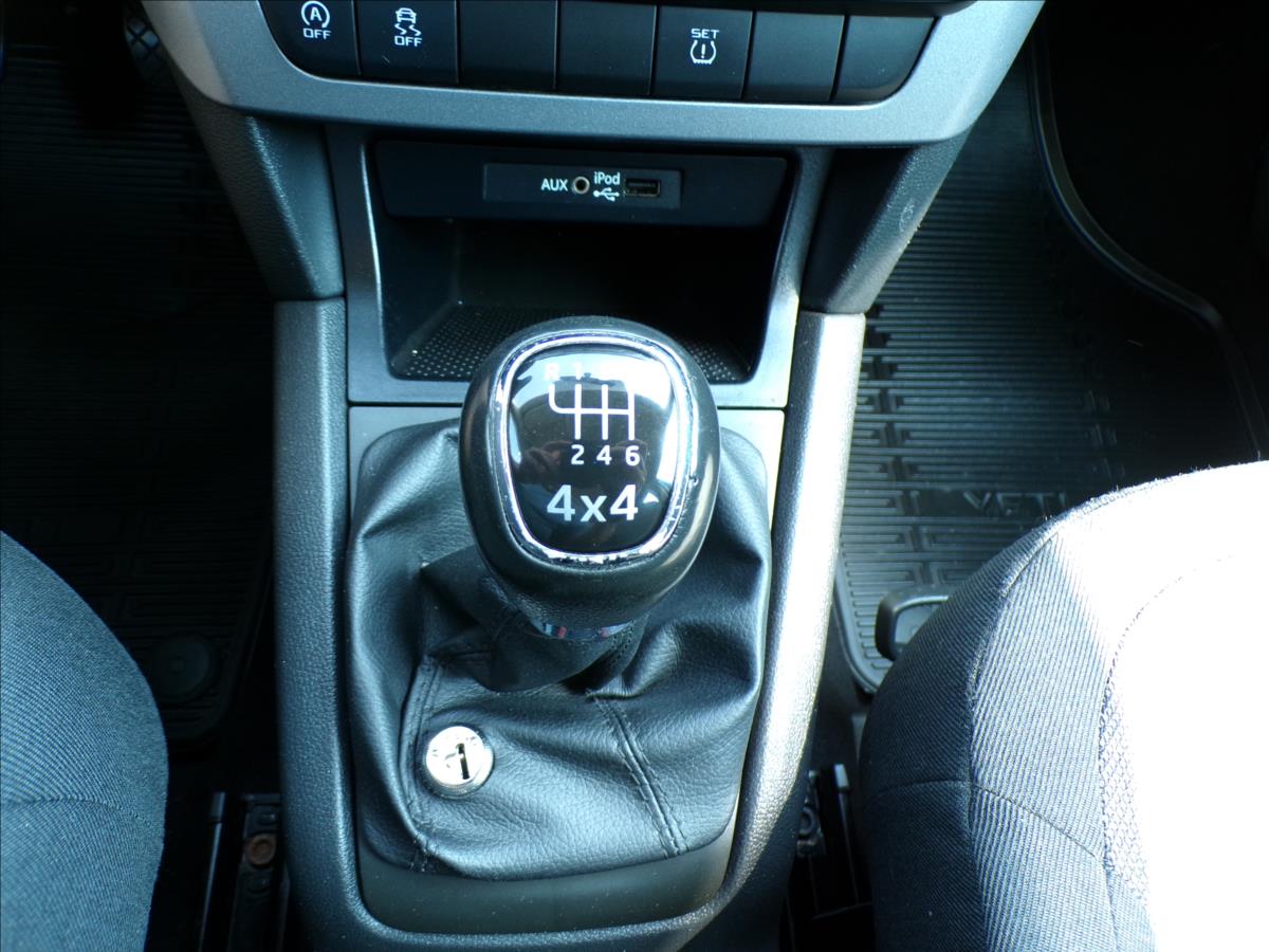 skoda-yeti-2-0-tdi-4x4-tazne-zarizeni - 8