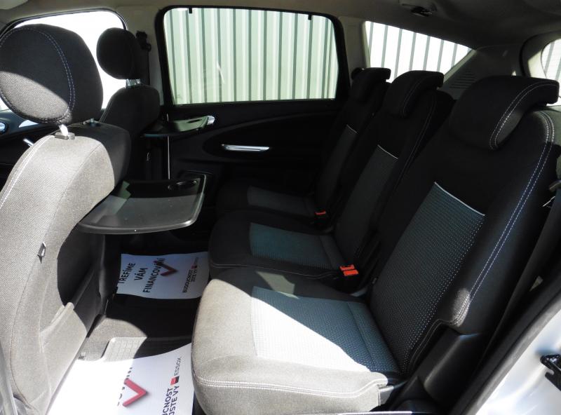 ford-s-max-2-0-tdci-navi-panorama - 8