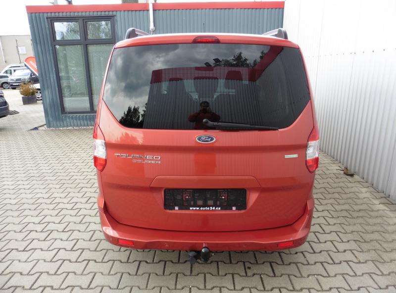ford-tourneo-courier-1-0-ecoboost-74-kw - 6