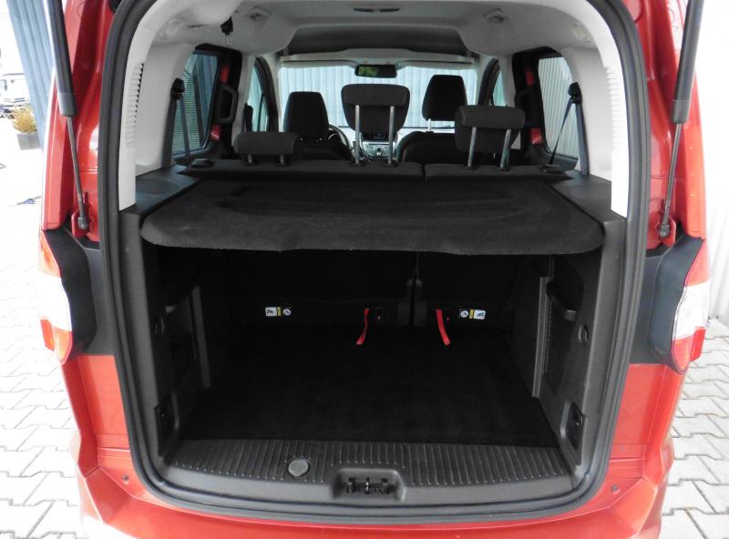 ford-tourneo-courier-1-0-ecoboost-74-kw - 7