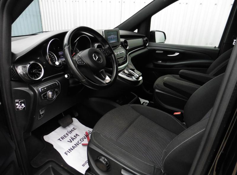 mercedes-benz-tridy-v-220d-exclusive-l-4matic - 8