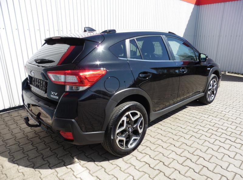 subaru-xv-2-0-exclusive-awd-a-t-eyesigh - 3