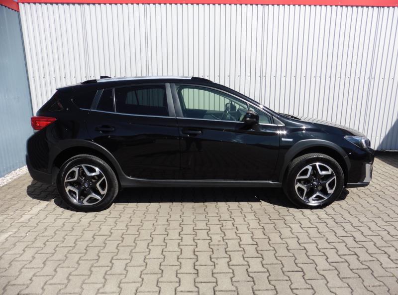 subaru-xv-2-0-exclusive-awd-a-t-eyesigh - 5