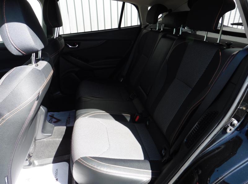 subaru-xv-2-0-exclusive-awd-a-t-eyesigh - 9