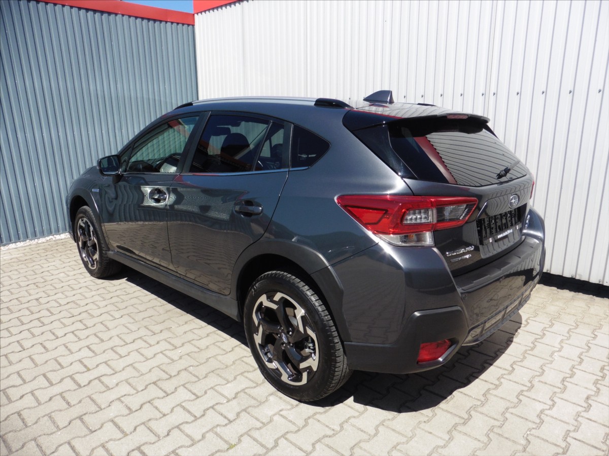 subaru-xv-2-0-exclusive-awd-a-t-eyesigh - 2