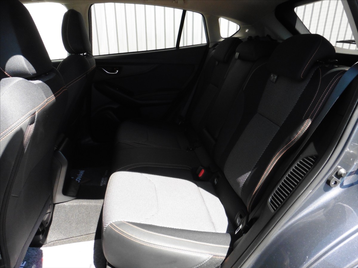 subaru-xv-2-0-exclusive-awd-a-t-eyesigh - 6