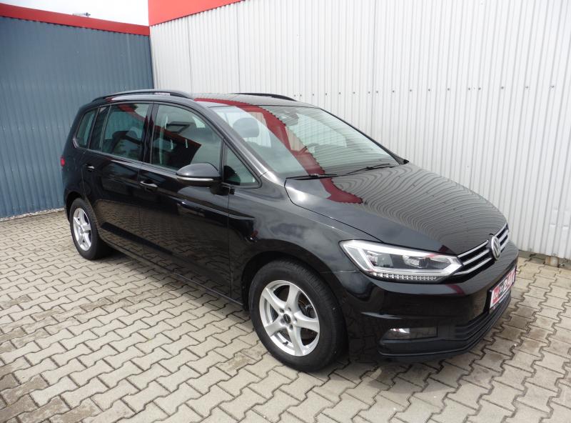 volkswagen-touran-1-6-tdi-comfortline-dsg-acc - 1