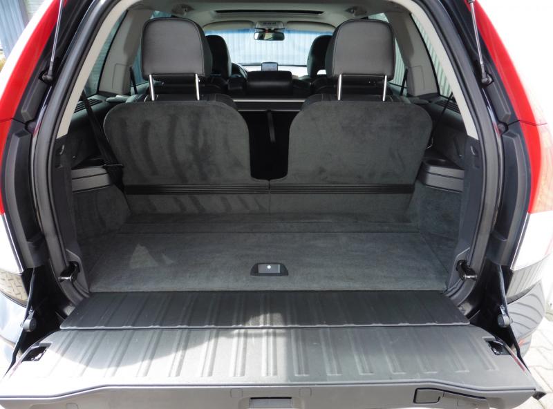 volvo-xc90-2-4-d5-summum-awd-a-t-navi-7-m - 7