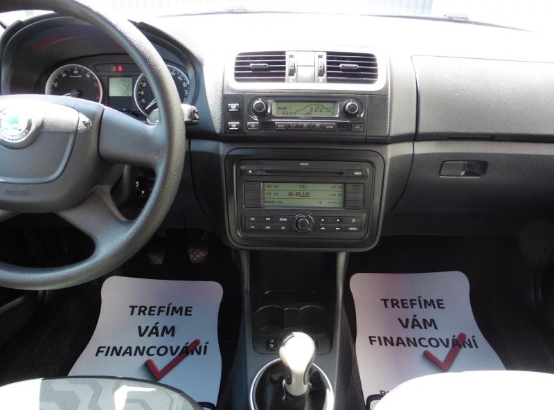 skoda-fabia-combi-1-4i-16v-elegance-vyhr-s - 9