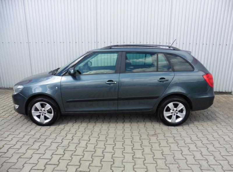 skoda-fabia-ii-combi-1-2-tsi-elegance-77kw - 2