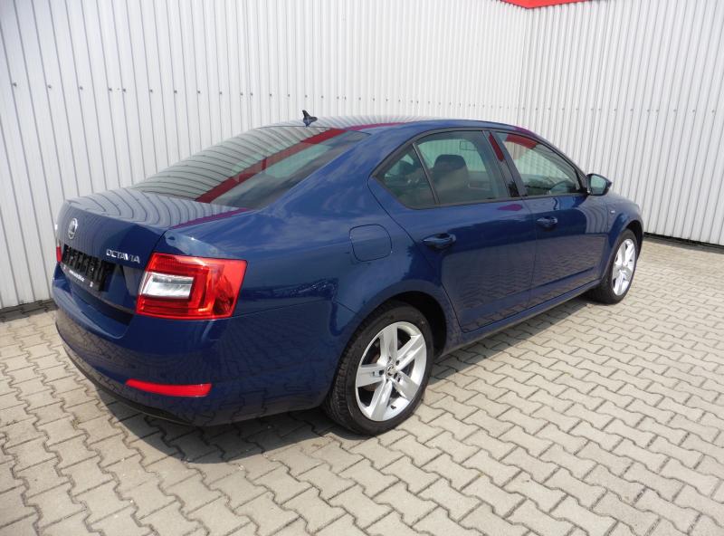 skoda-octavia-iii-1-2-tsi-joy-vyhr-sed-te - 5