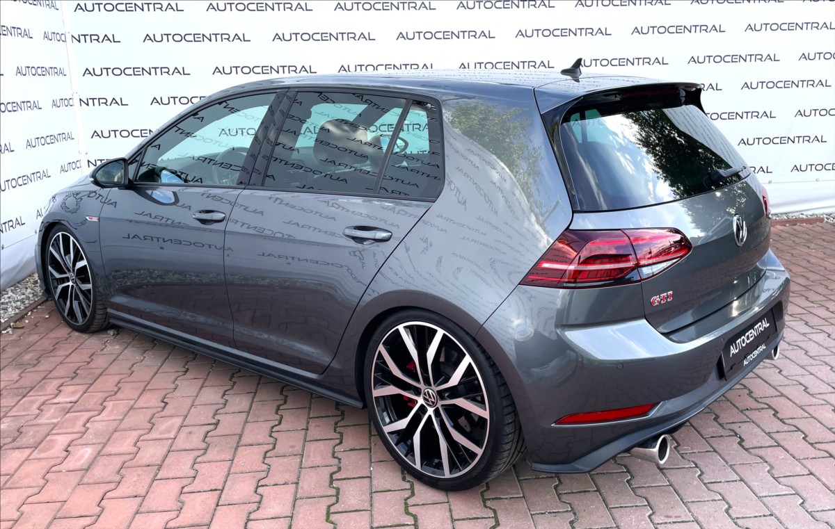 volkswagen-golf-2-0-gti-apr-210kw-performance - 5