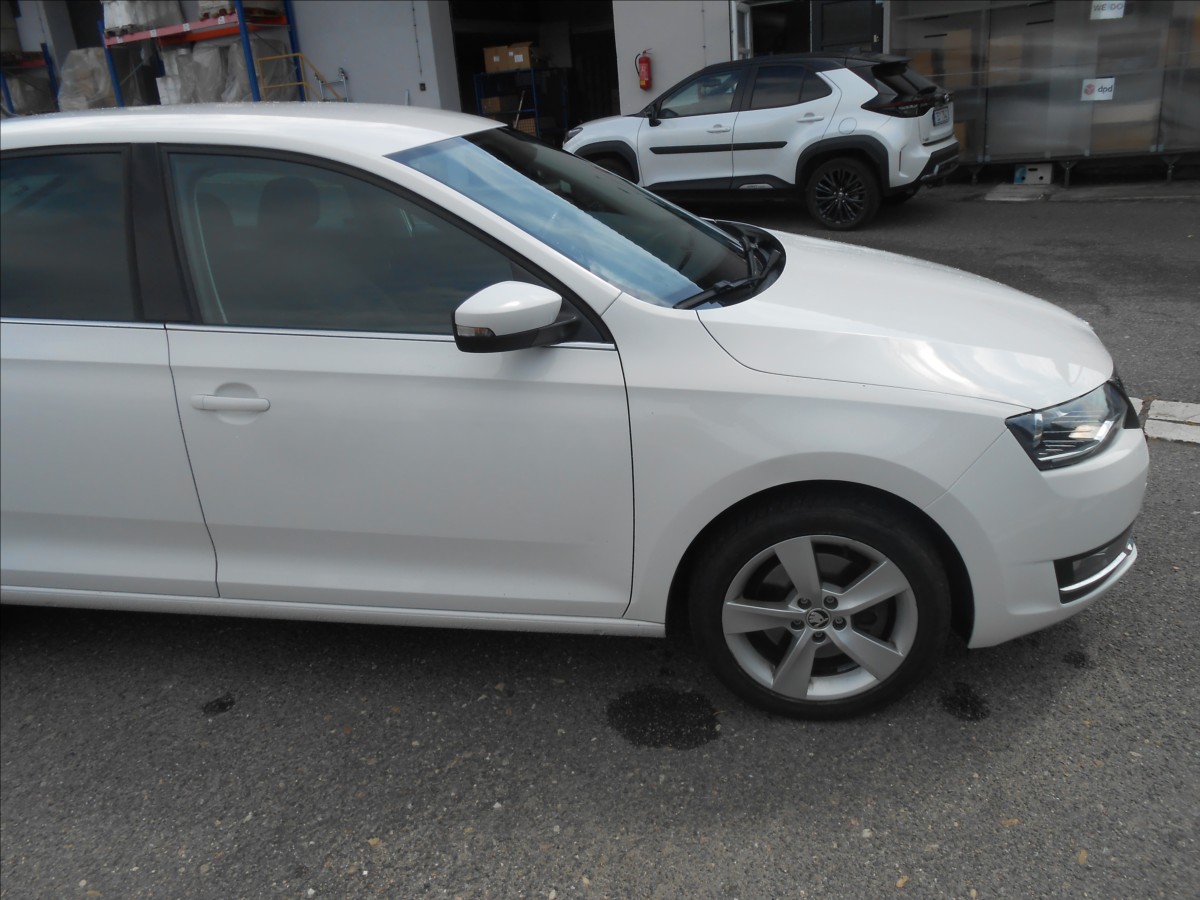 skoda-rapid-1-0-tsi-81kw-digiklima-vyhrev - 3