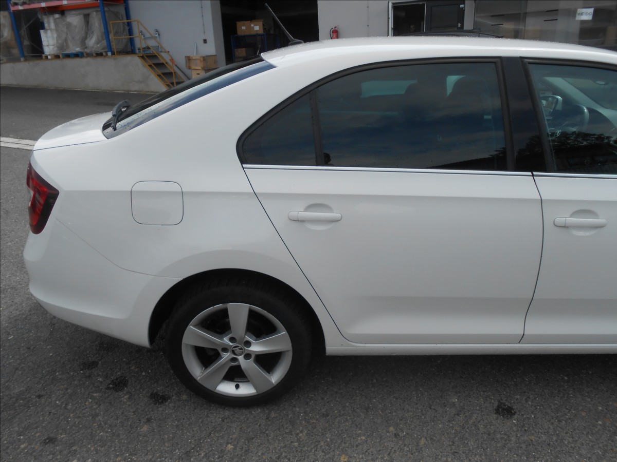 skoda-rapid-1-0-tsi-81kw-digiklima-vyhrev - 4