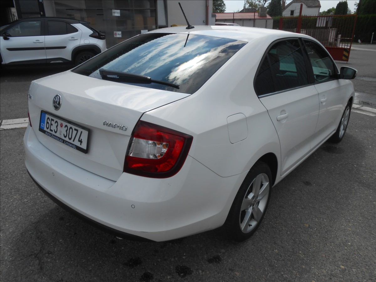 skoda-rapid-1-0-tsi-81kw-digiklima-vyhrev - 5