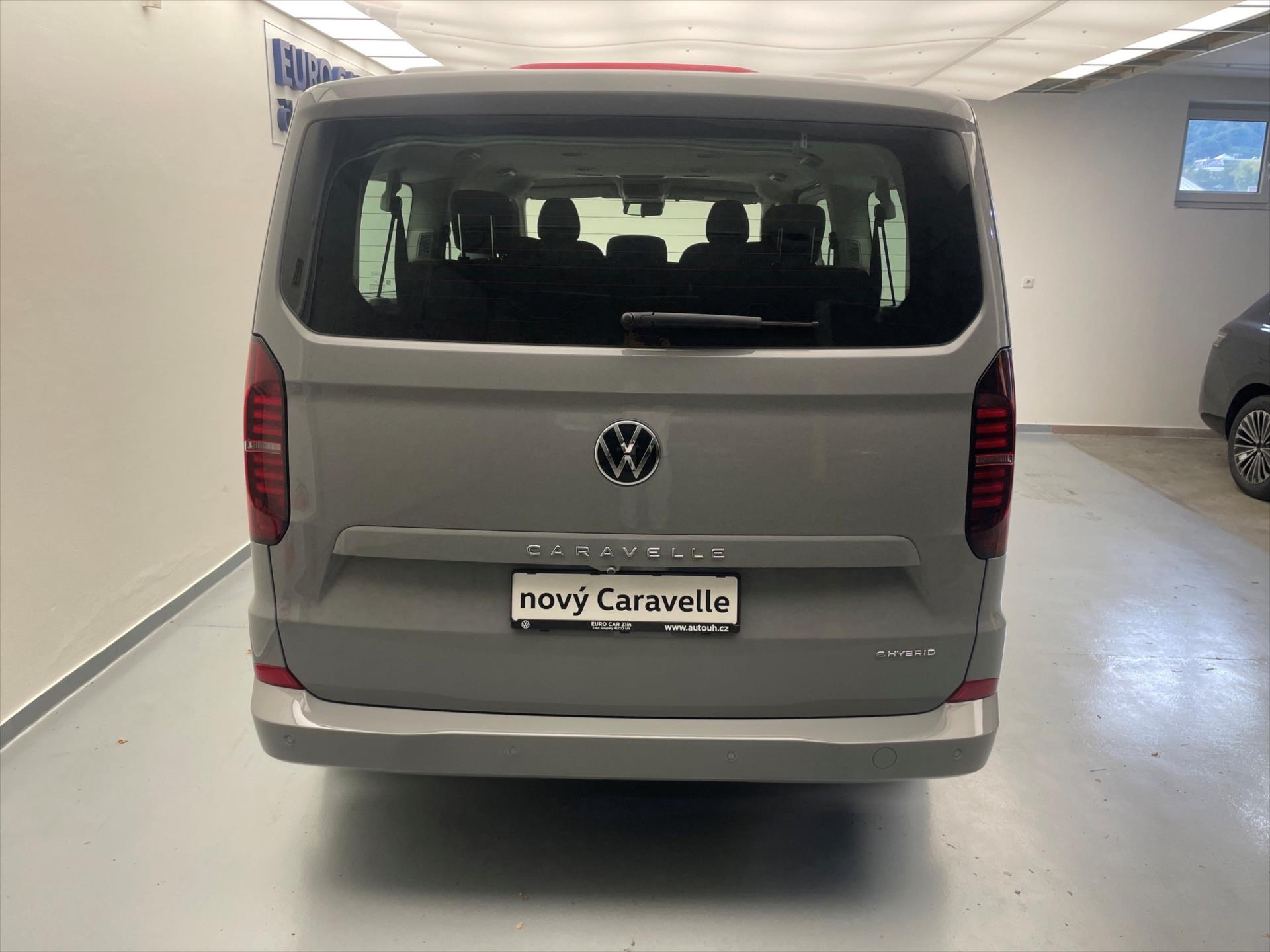 volkswagen-caravelle-life-2-5-phev-dr - 2