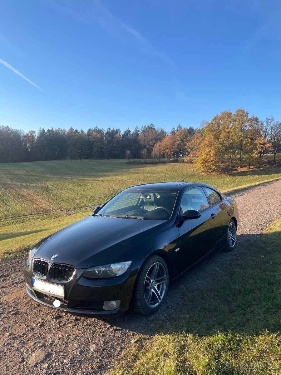BMW Řada 3 2,5   325i E92 N52 160kW – manuál