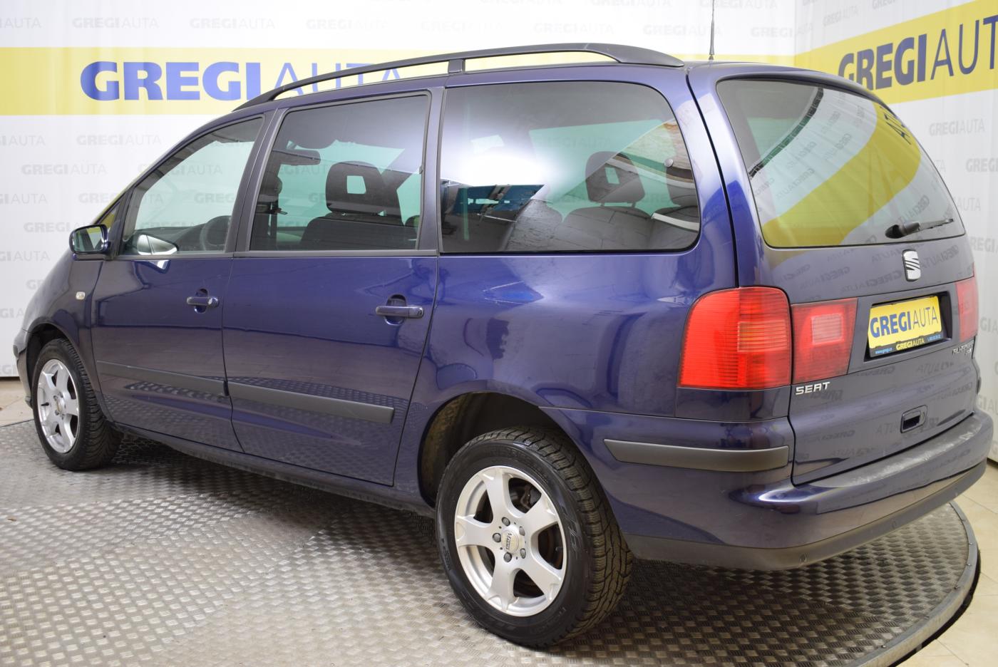 seat-alhambra-1-8-t-20v-7mist-po-servisu - 4
