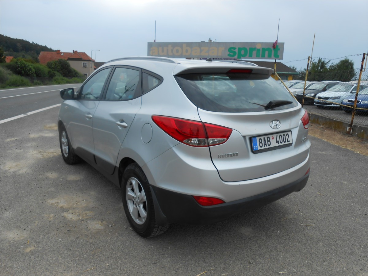 hyundai-ix35-1-7-crdi-85-kw-cz-dph - 9
