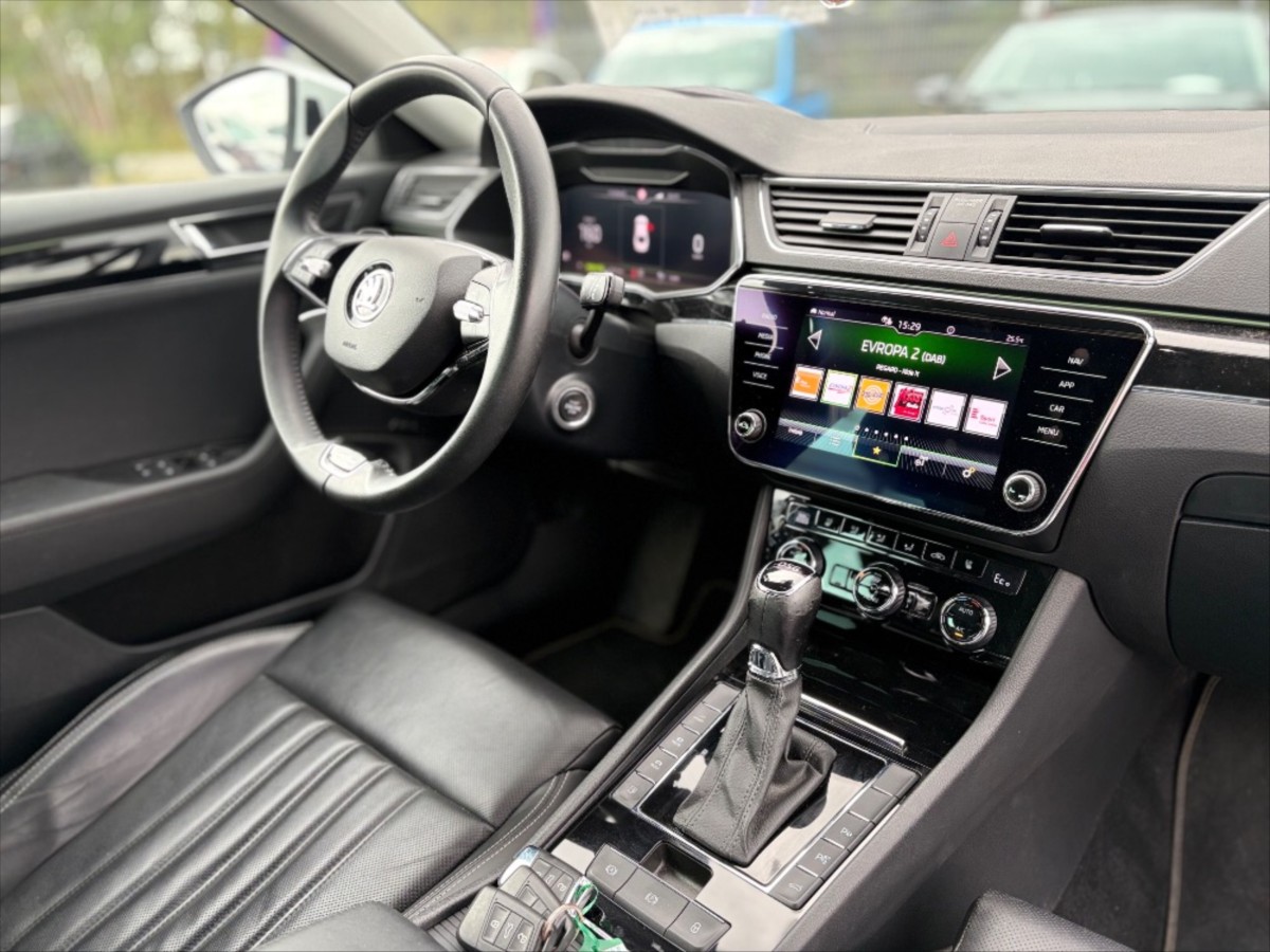 skoda-superb-1-4-tsi-iv-laurin-klement-dph - 7