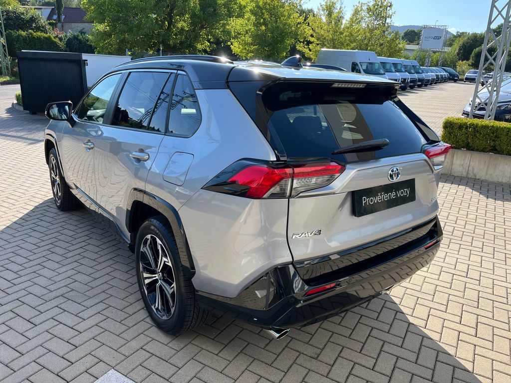 toyota-rav4-2-5-phev-e-cvt-4wd-selection - 3