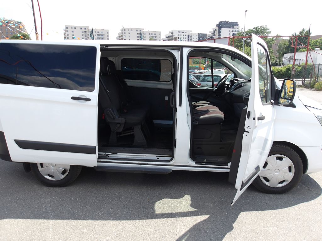 ford-transit-custom-2-2tdci-8-mist-po-rozvodech - 7