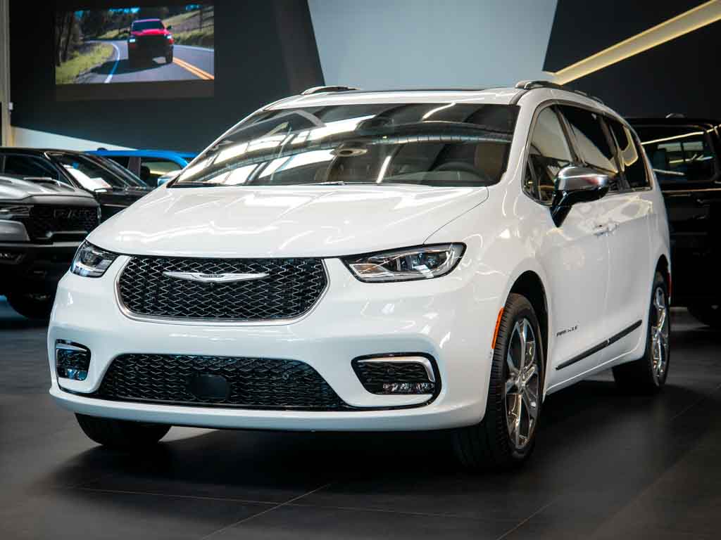 Chrysler Pacifica 3.6 V6 Pinnacle AWD 2x LCD