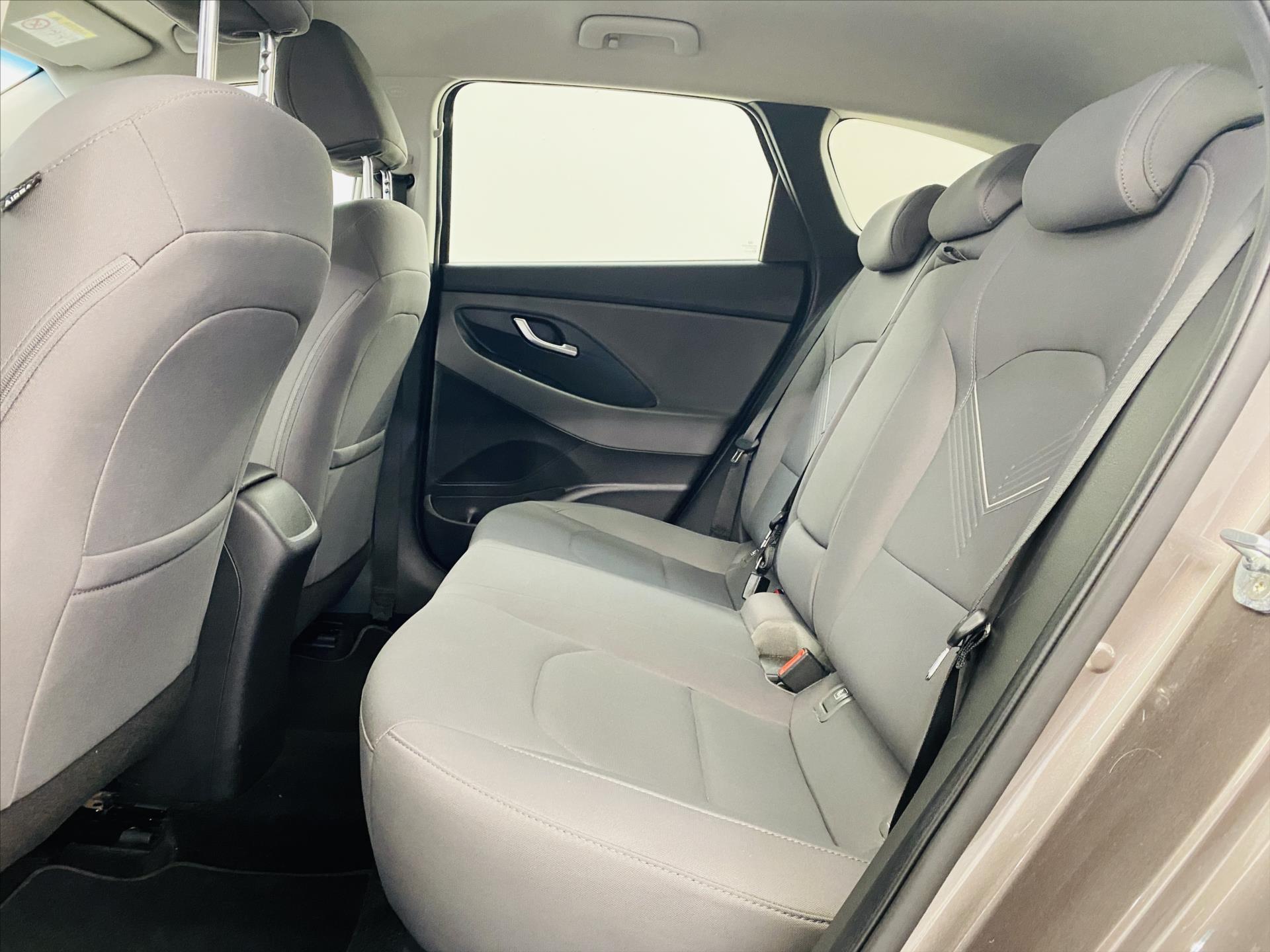 hyundai-i30-1-5-t-gdi-117kw-smart - 5