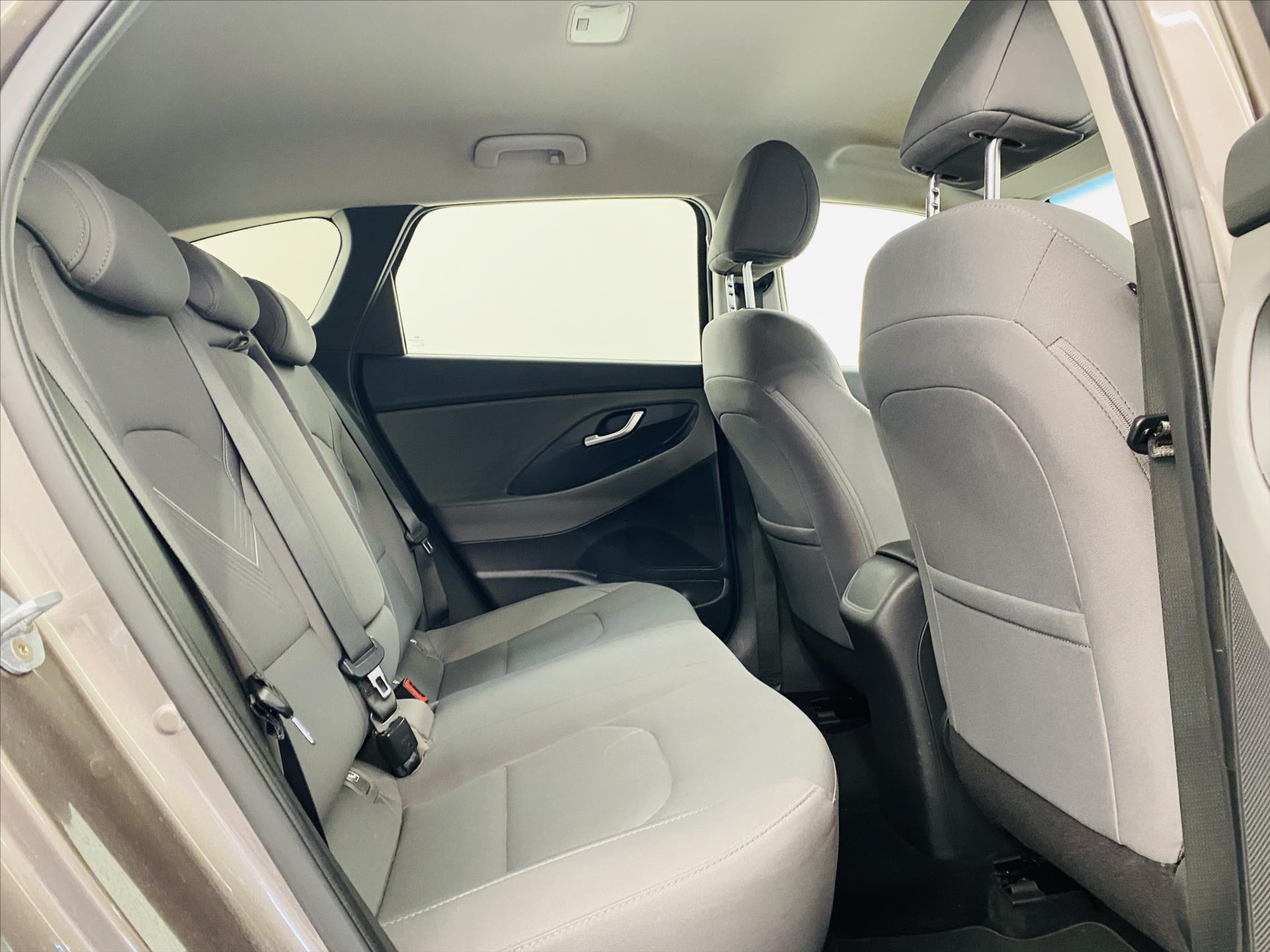 hyundai-i30-1-5-t-gdi-117kw-smart - 6