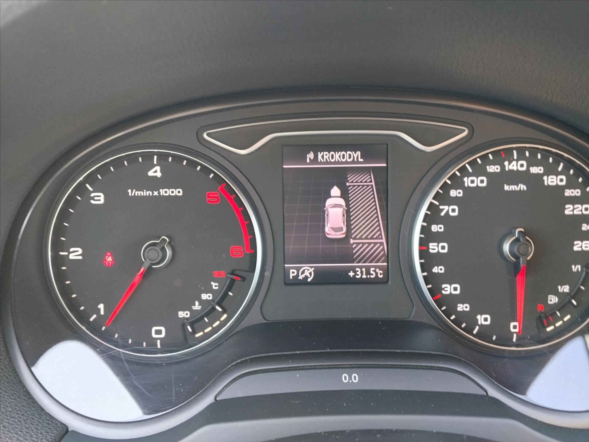 audi-a3-1-6-a3-sportback - 8