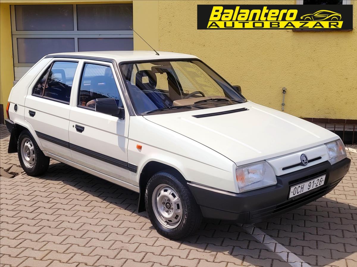 Škoda Favorit 1,3 135L, CZ, 1.maj,GARÁŽOVANÝ