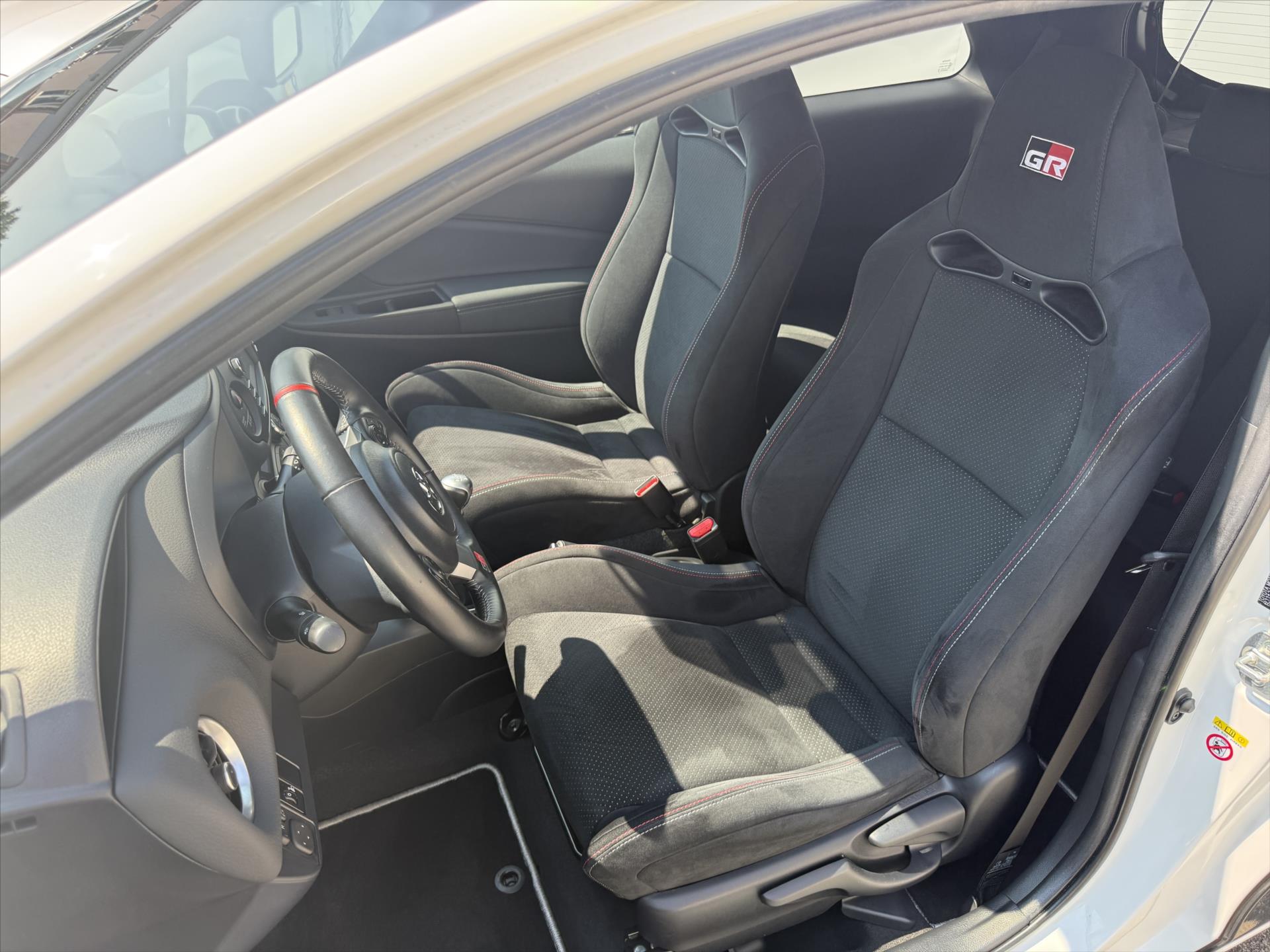 toyota-yaris-1-8-grmn - 7