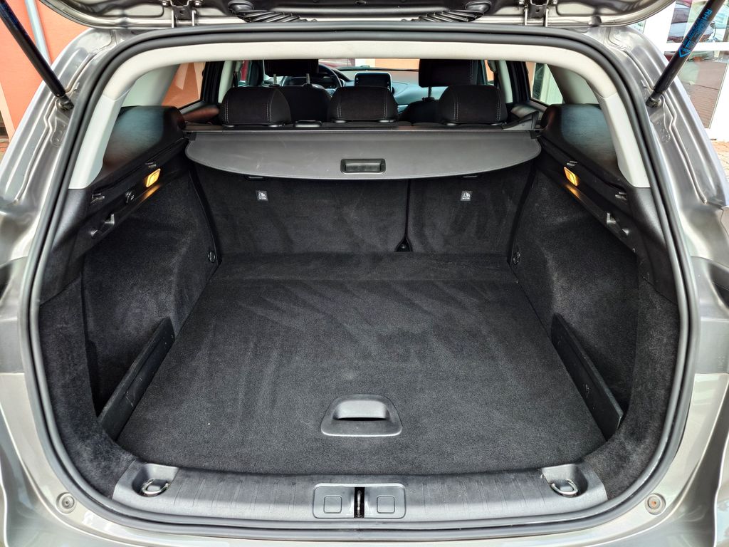 fiat-tipo-1-4-turbo-88kw-lounge - 9