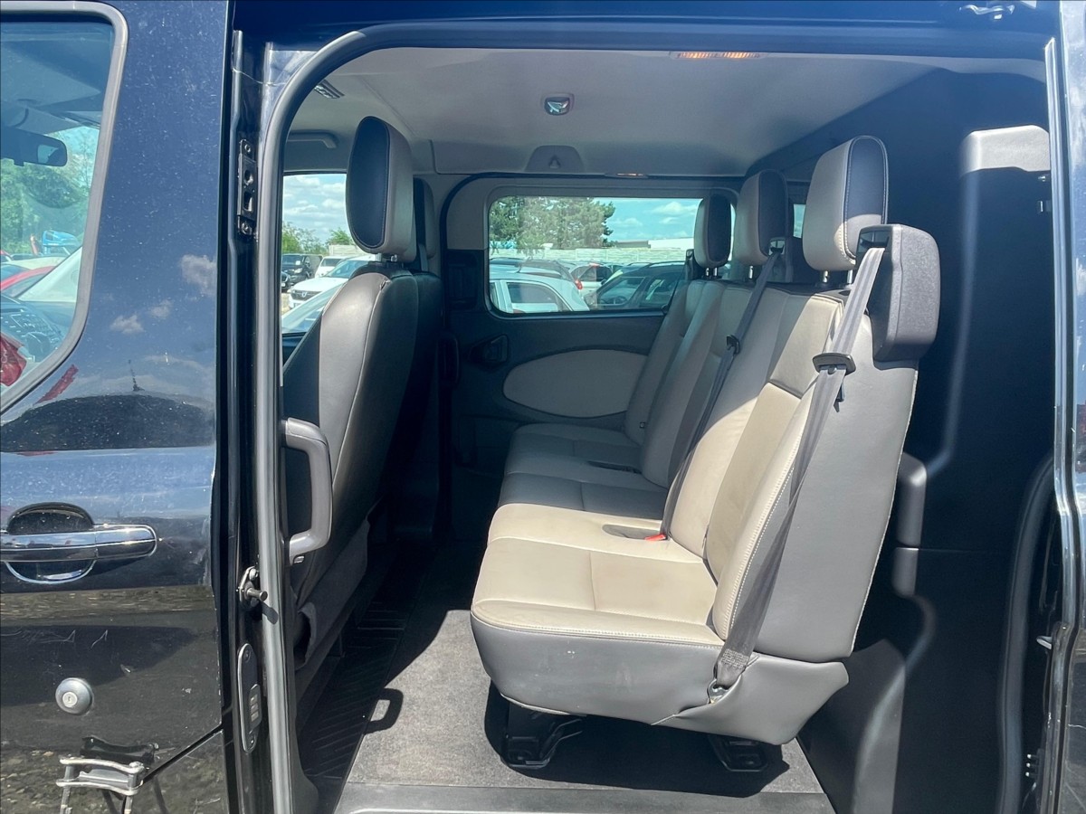 ford-transit-custom-2-2-tdci - 8