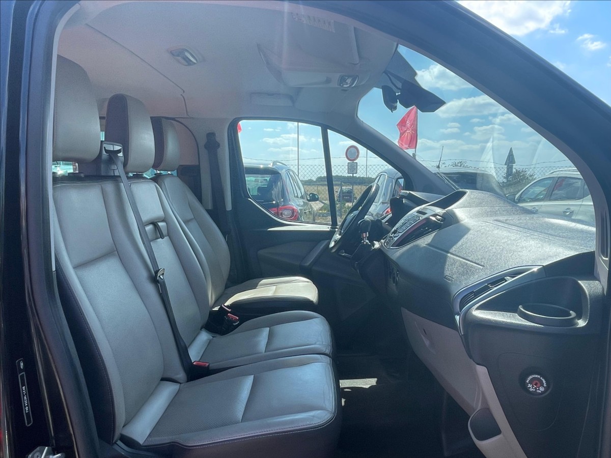 ford-transit-custom-2-2-tdci - 9