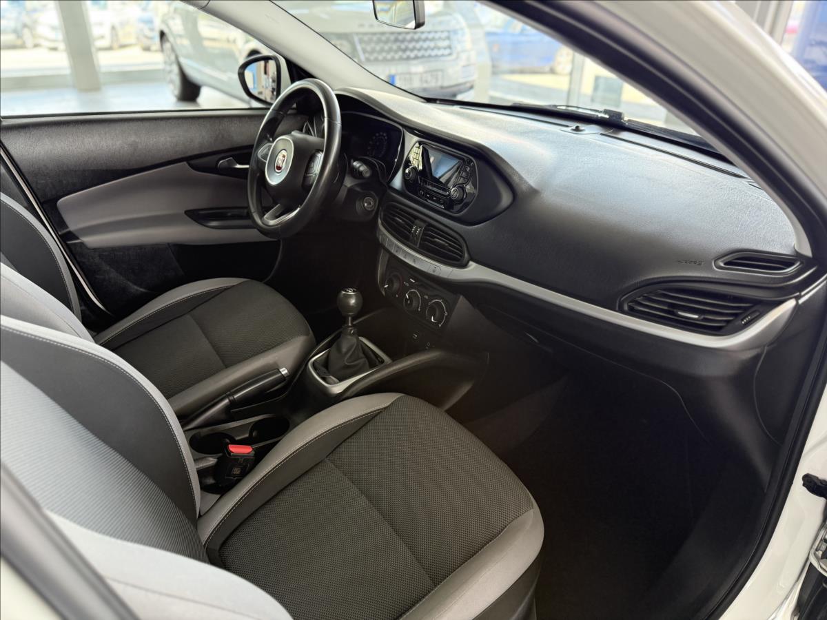 fiat-tipo-1-4-pop-klimatizace - 7