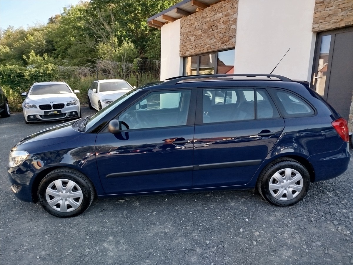 skoda-fabia-1-2-tsi-63-kw-jen-53tis-km - 2