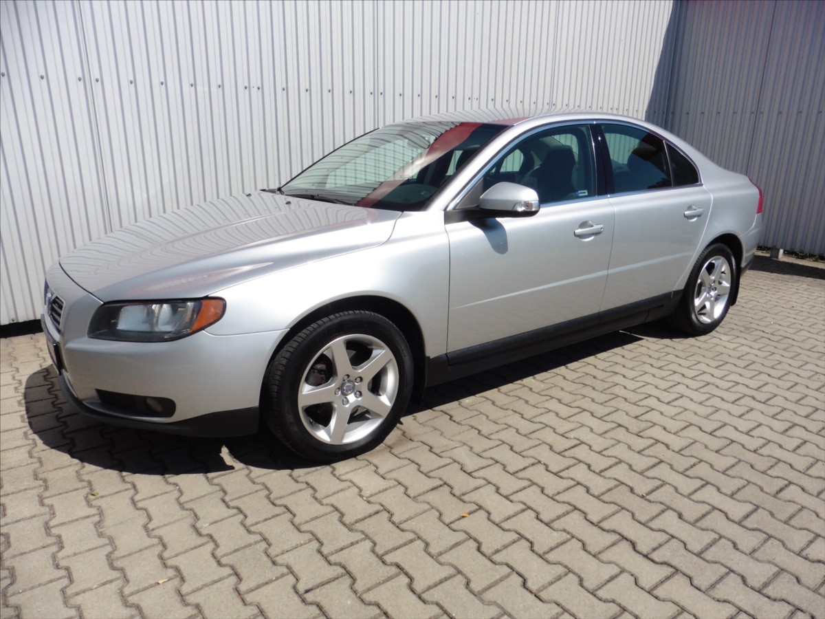 Volvo S80 2,4 D5 Momentum