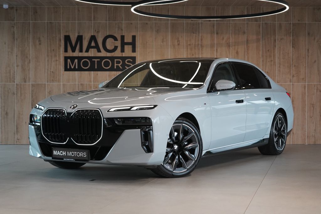 BMW Řada 7 740d xDrive, M-Paket Pro, B&W