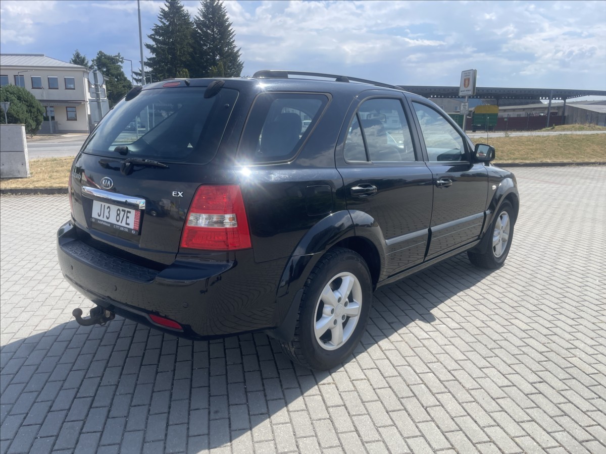 kia-sorento-2-5-crdi-125kw-automat-tazne - 3