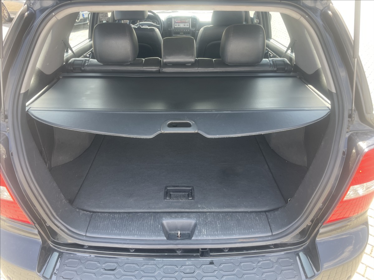kia-sorento-2-5-crdi-125kw-automat-tazne - 8